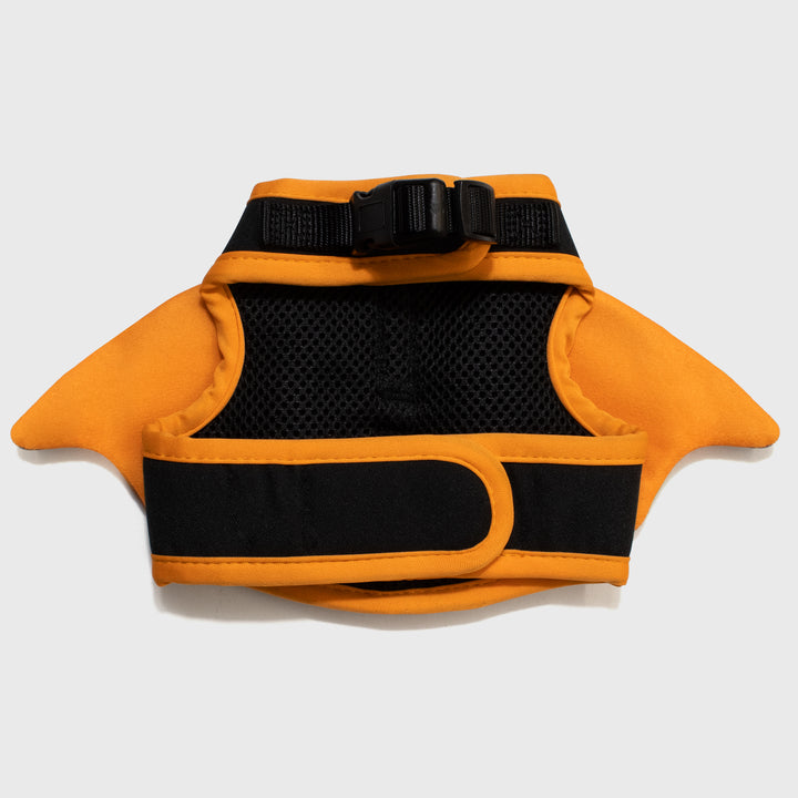 bottom of batwing harness. velcro strap and buckle.