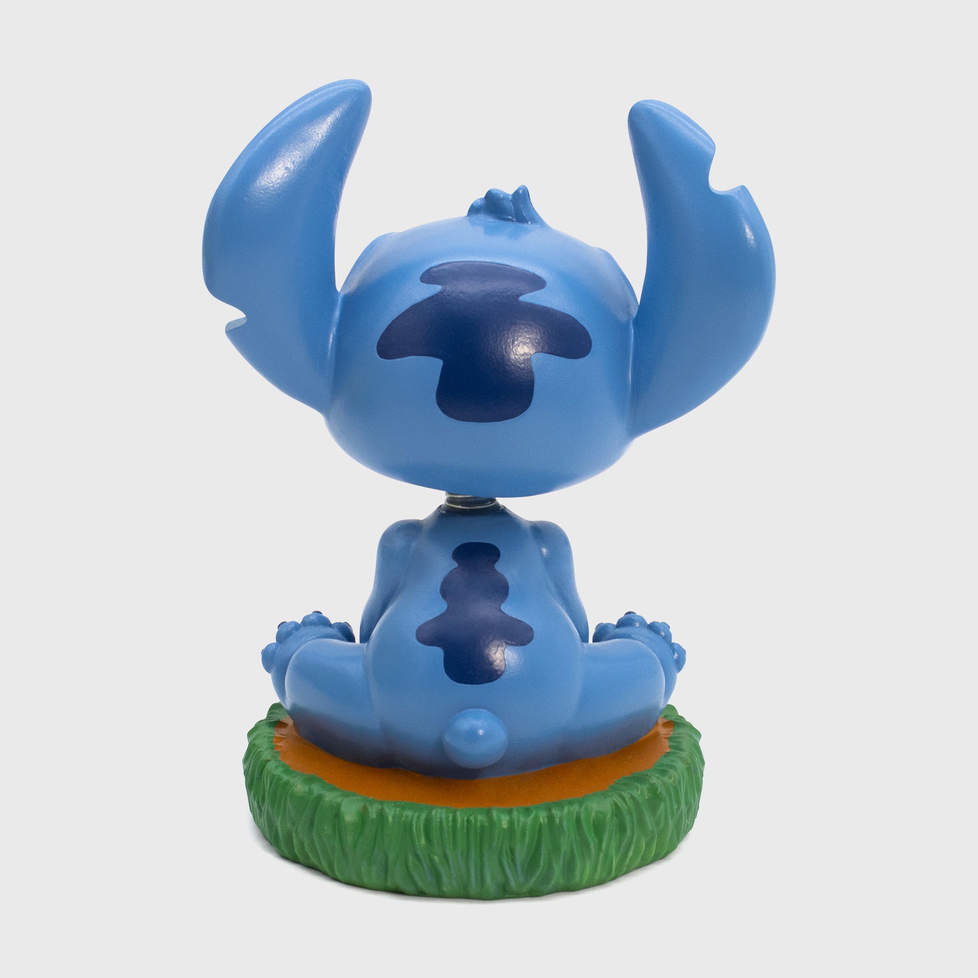 stitch bobblehead from back.