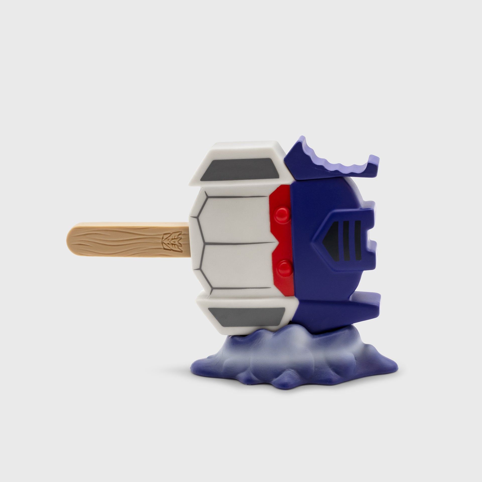transformers meltz soundwave laying on side