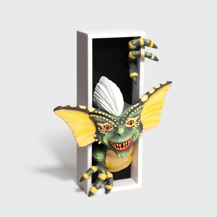 gremlins nooks. book nook. stripe coming out of nook.