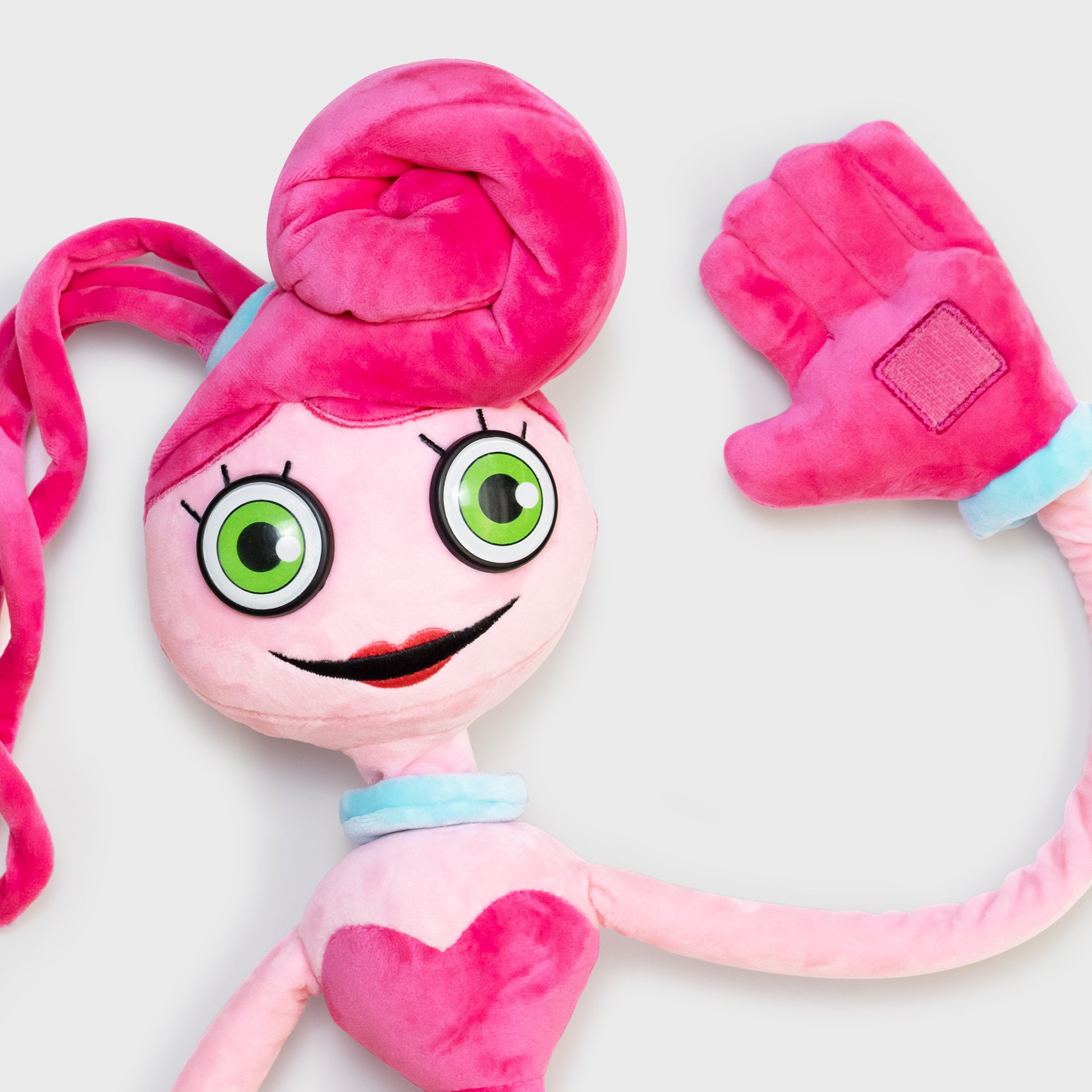 mommy longlegs plush poppy playtime close up waving with left hand