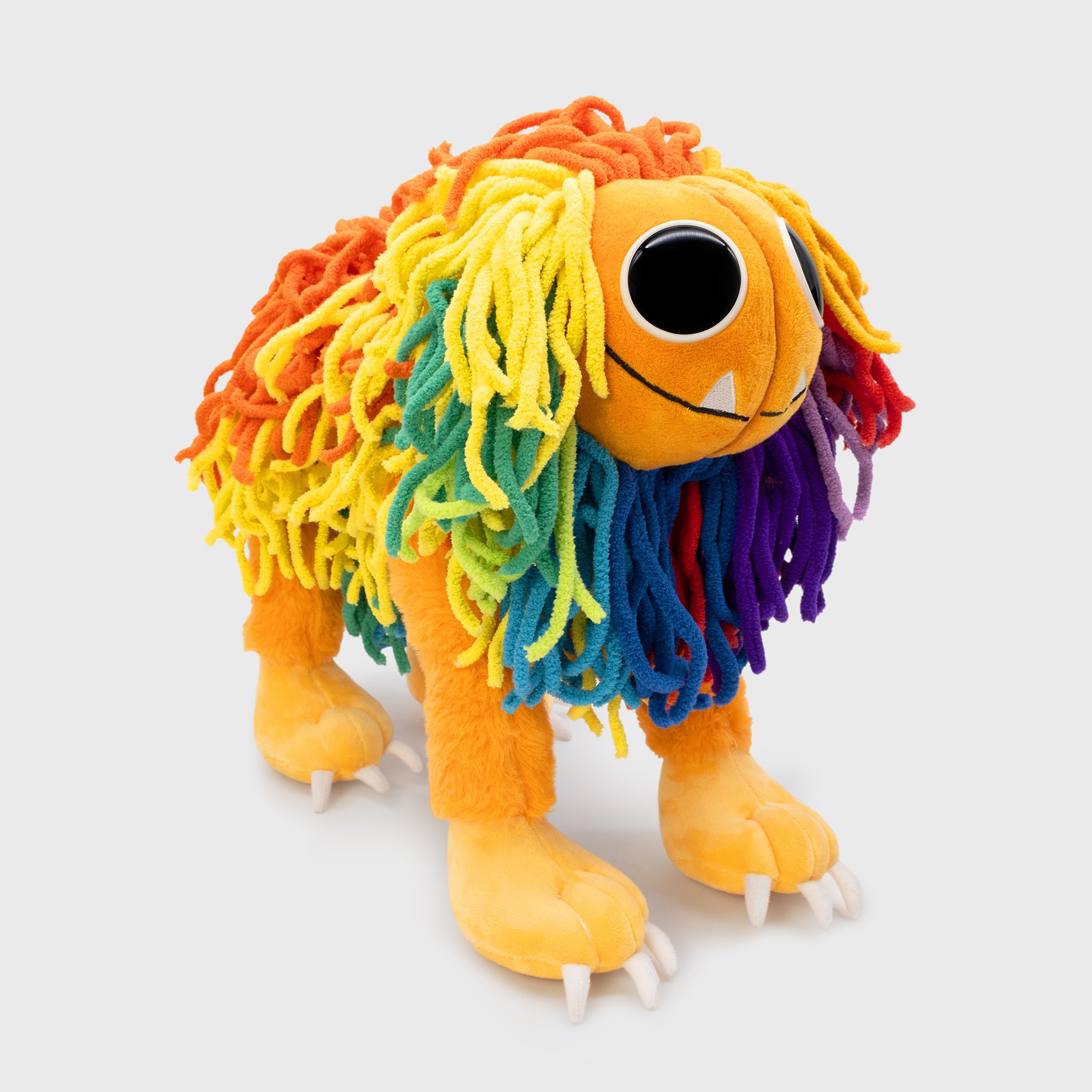 yarnaby plush facing right