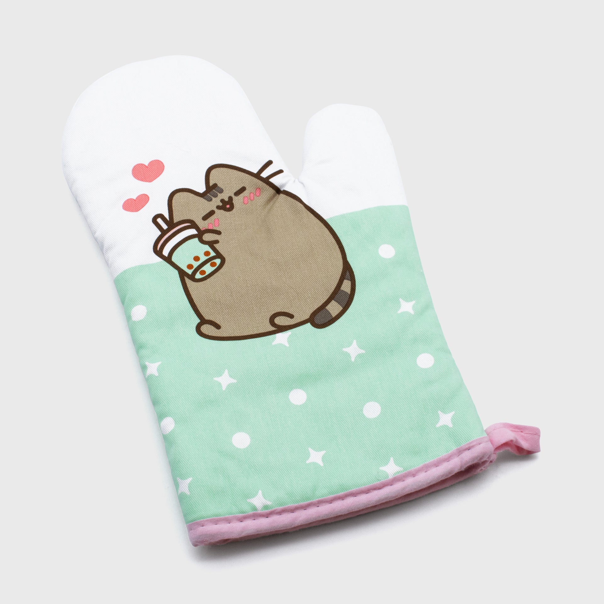 pusheen oven mitten. image: pusheen holding boba tea with hearts. circle and star pattern on bottom.