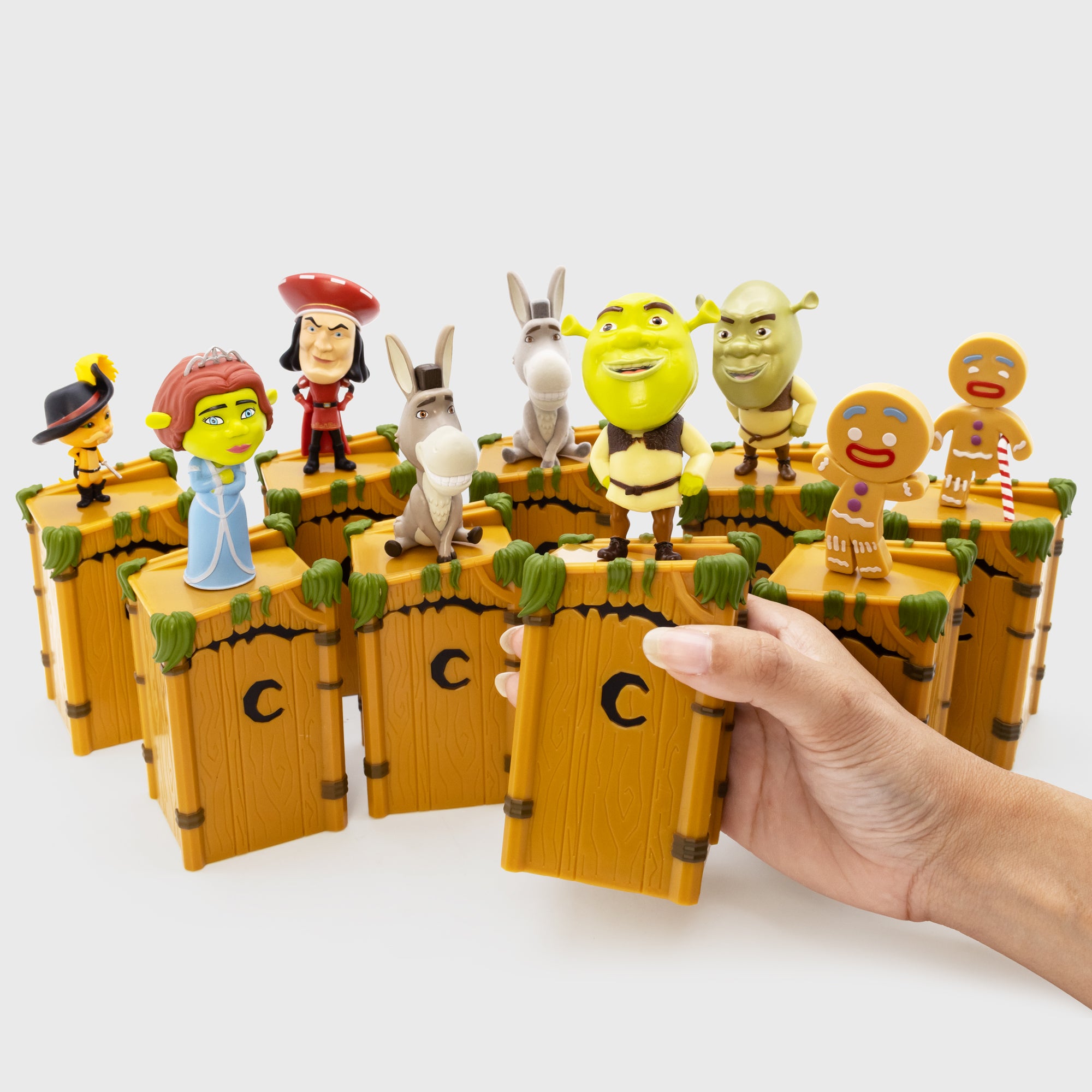 Shrek - Smols Blind Box Collectible Figures Shrek - Smols Blind Box Collectible Figures
