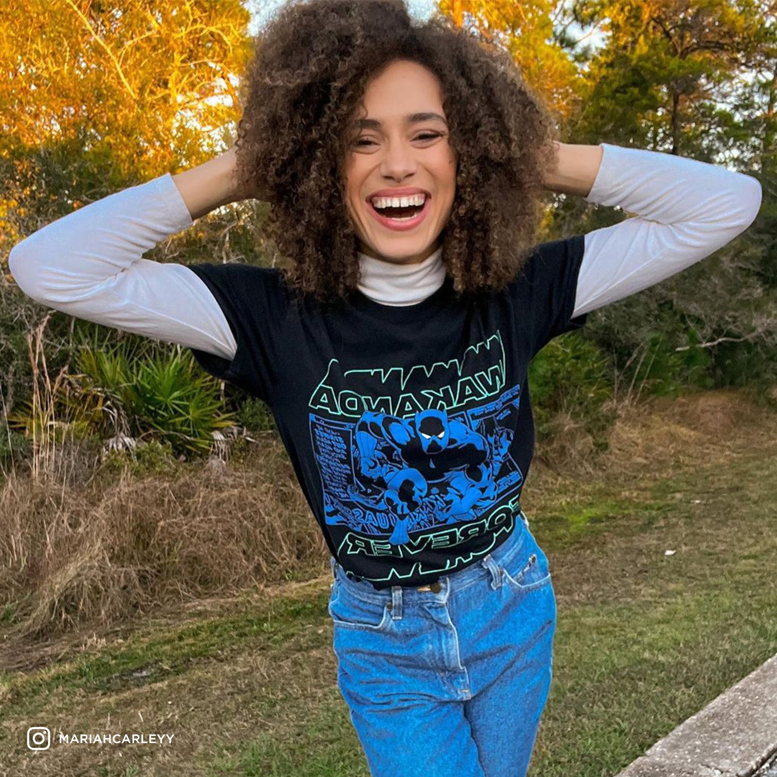 woman wearing shirt