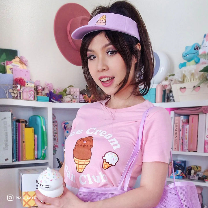 woman wearing shirt