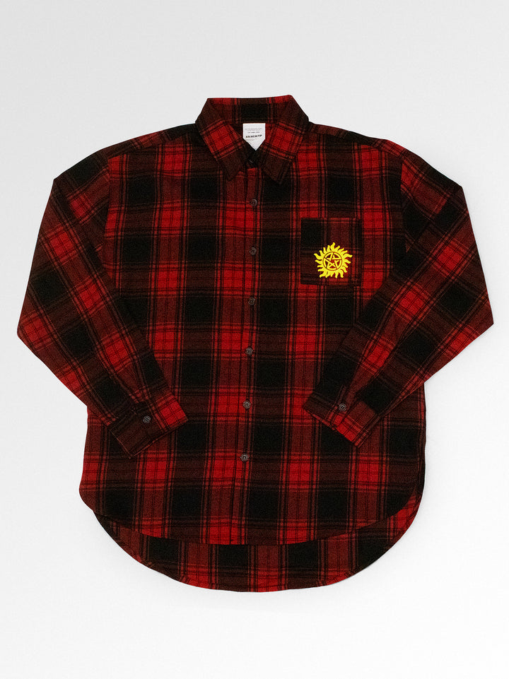 plaid shirt front. has left chest pocket with winchester symbol.