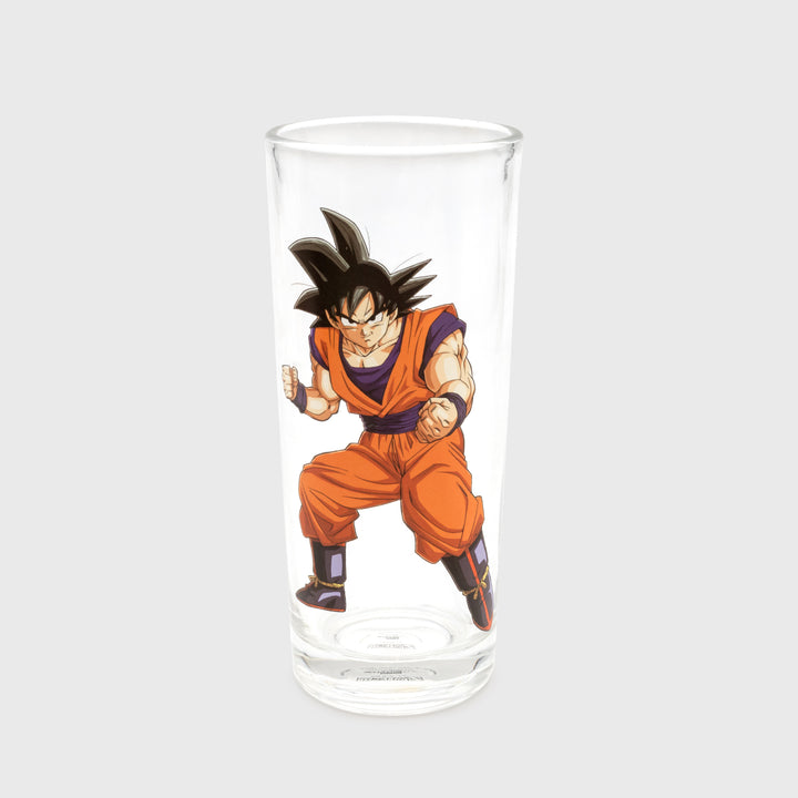 goku highball tall glass. goku is standing in a ready to fight stance on glass.