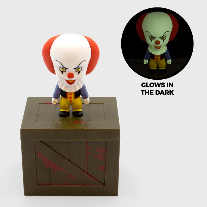 Pennywise (1990) Smol with sub image showing Glow in the Dark feature